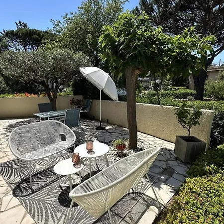 625 Avec Piscine Vakantiehuis *